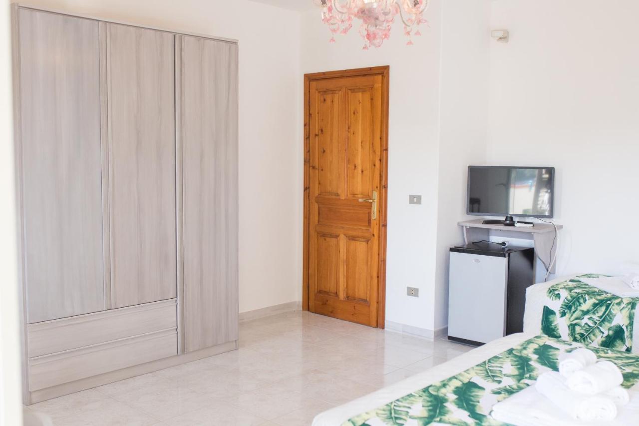 B&B La Quercia Budoni, Tanaunella 外观 照片